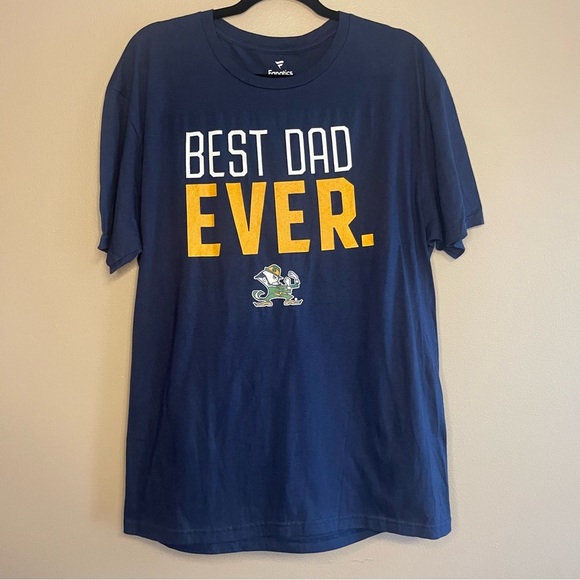 Celebrate Father’s Day in style with this navy blue “Best Dad Ever.” T-shirt LG - Picture 1 of 4